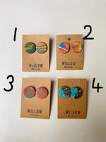 Load image into Gallery viewer, SECONDS - Medium Handmade Leather Earrings - Marbled
