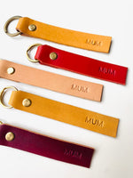 Load image into Gallery viewer, SECONDS- Handmade personalised MUM leather keyring - Hand Painted/Dyed
