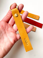 Load image into Gallery viewer, SECONDS- Handmade personalised MUM leather keyring - Hand Painted/Dyed
