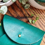 Load image into Gallery viewer, SECONDS - Handmade Leather Card Purse - Marbled
